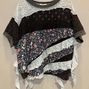 NWOT Oli & Hali Boho Patchwork Floral Asymmetrical Fringe Top